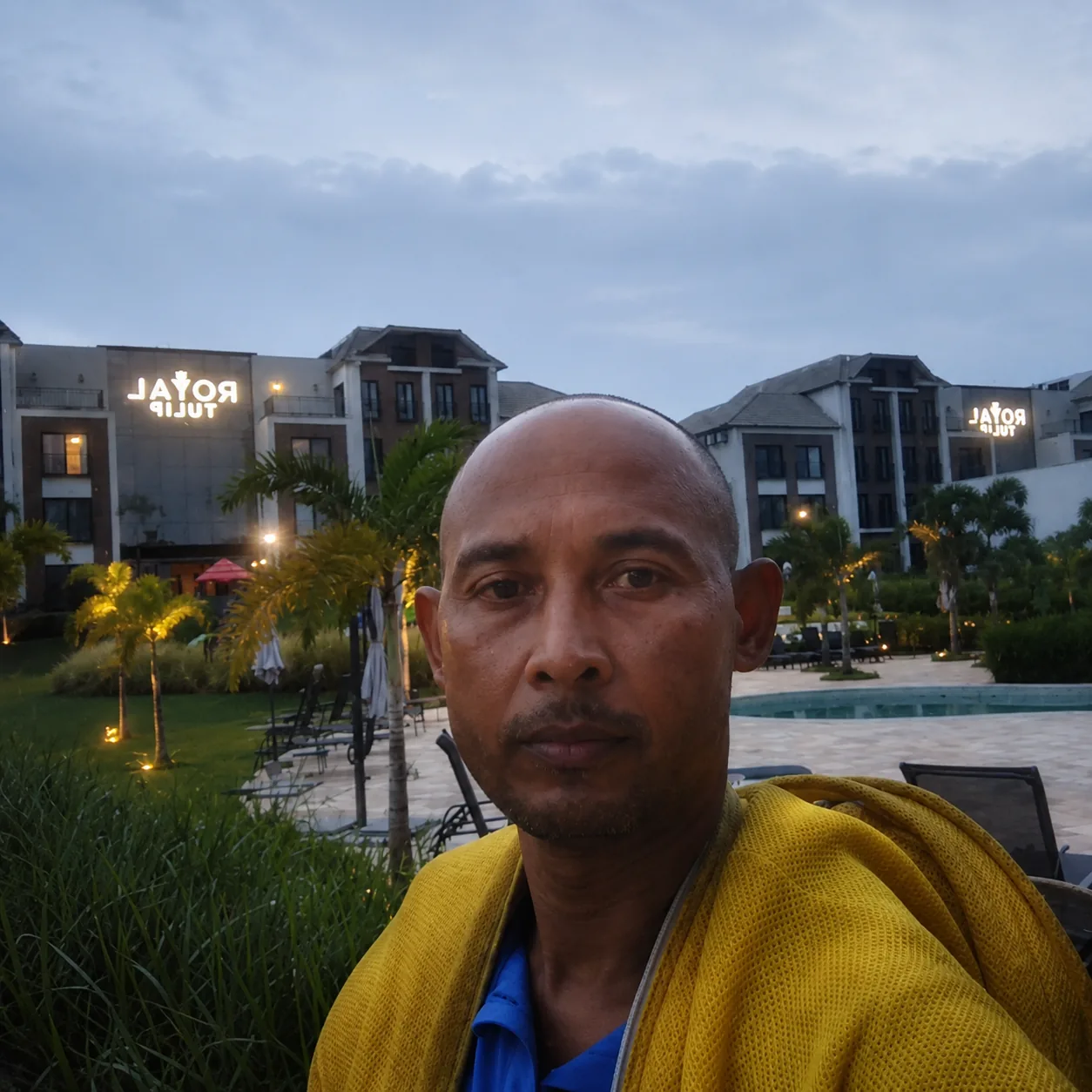 Edimar Alves Pereira, apicultor e fundador do Apiário Rainha Nova